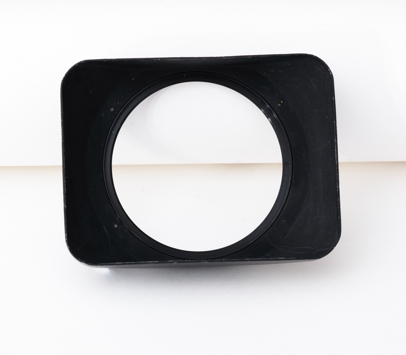 Mamiya Lens Hood For Sekor 50mm f/6.3 Universal Press/Super23 slip on/locking