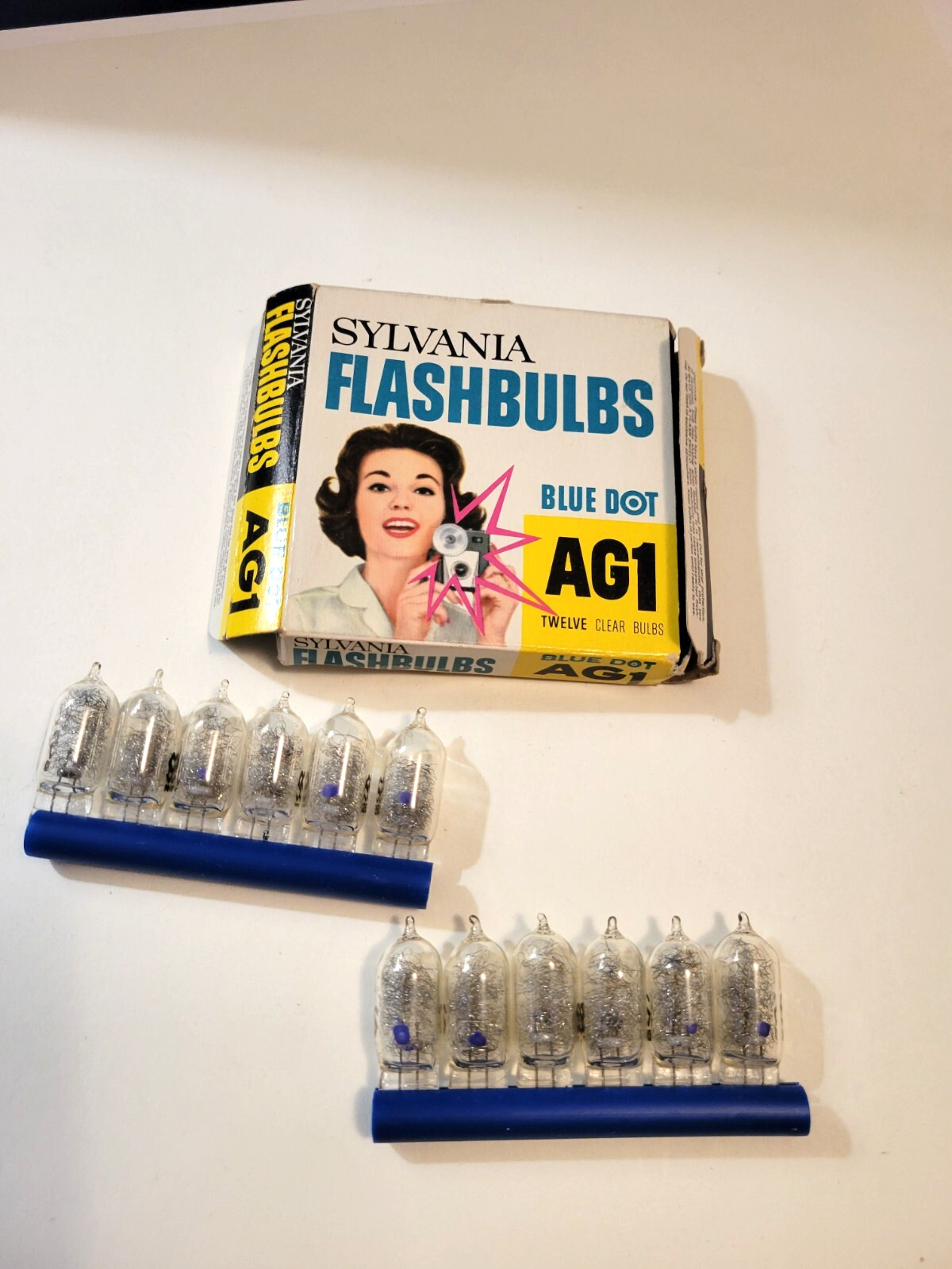 Vintage Sylvania Flashbulbs Blue Dot, AG1 12 Bulbs in Package New in Open Box