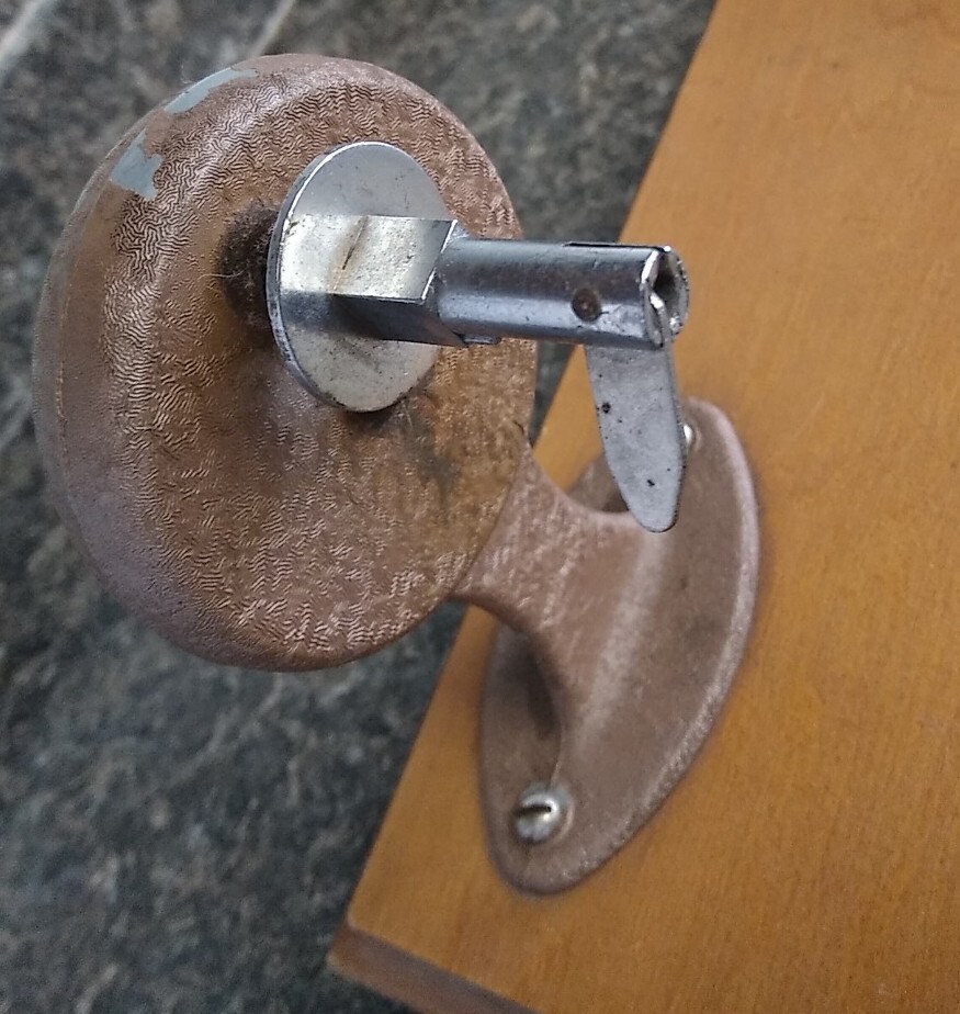 CRAIG JR. SPLICER with 2 CRAIG REWIND SPINDLES and Mounting Board