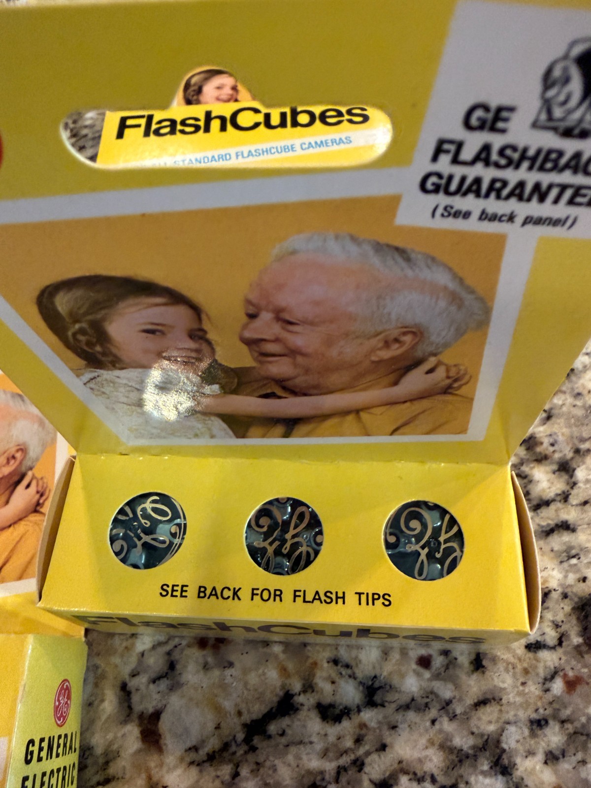 Vintage Lot of 5 NOS GE Flash Cubes – 3 per pack For Standard Flash Cameras