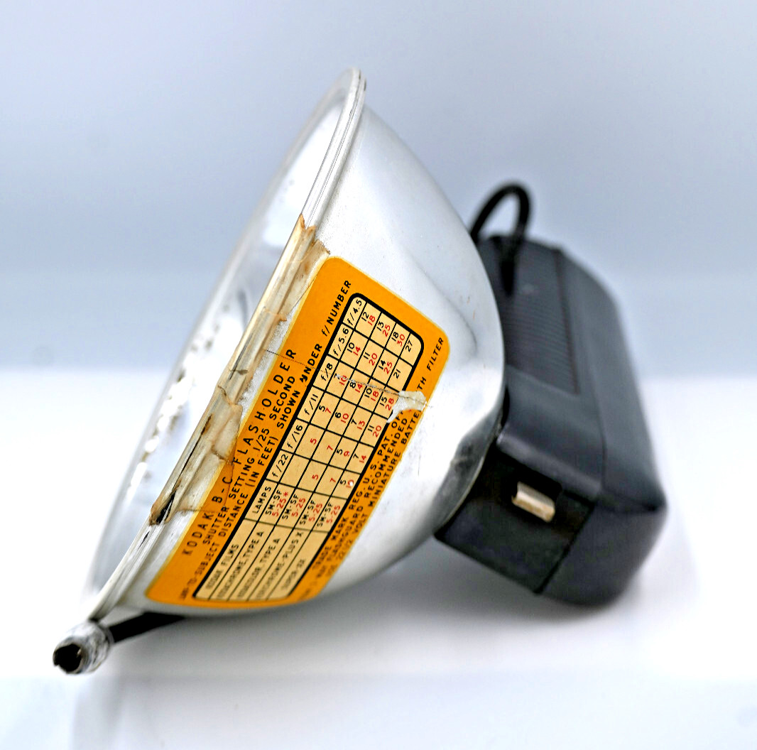 Vintage Kodak B-C Flasholder With Flash Bulbs in the Original Box