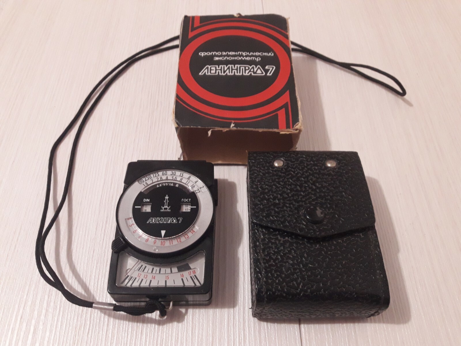 Soviet vintage light meter Leningrad 7 Analog Photography Film Exposure Russian