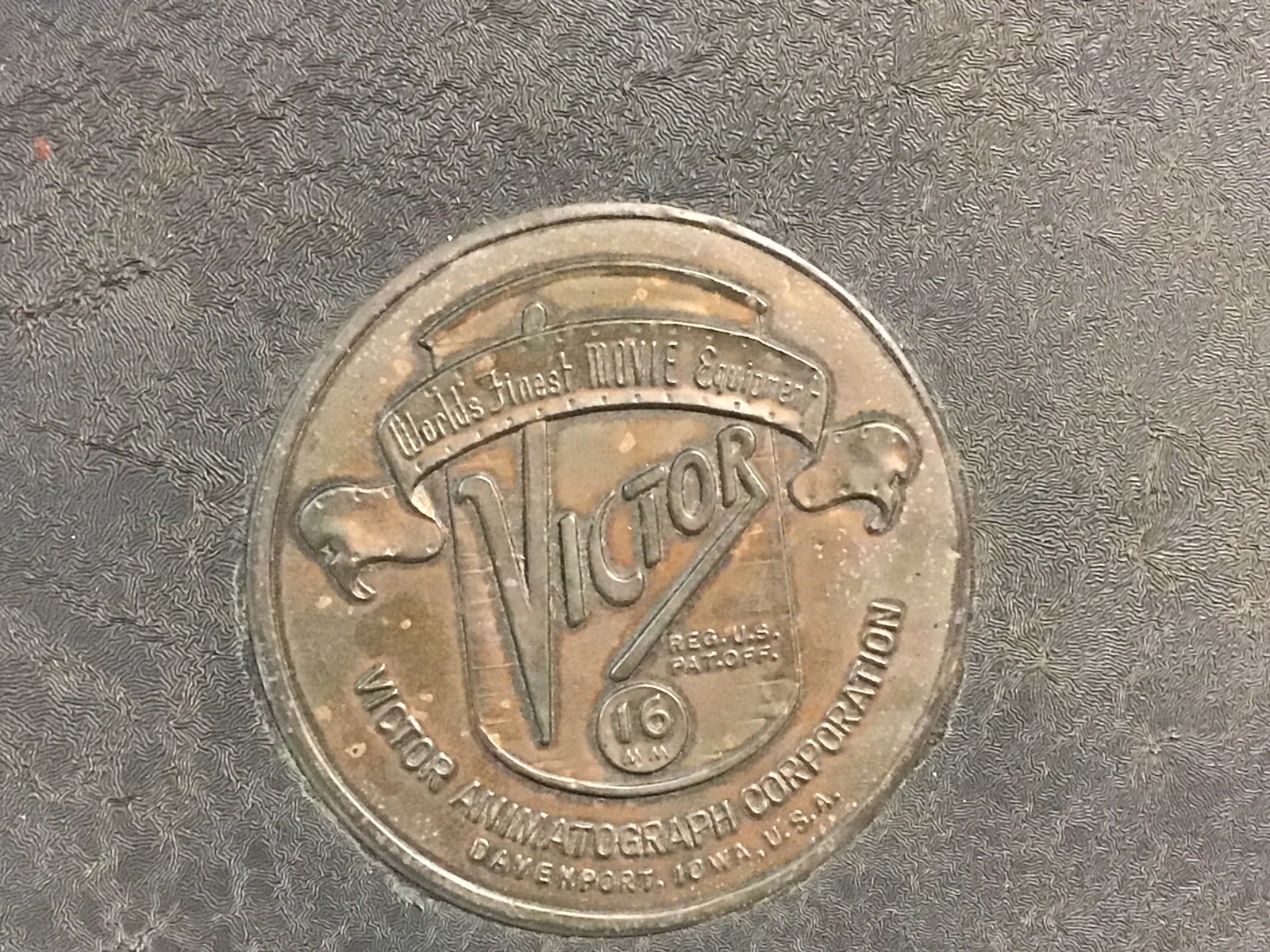 VINTAGE ANTIQUE VICTOR -TITLER – POCKET ANIMATOGRAPH