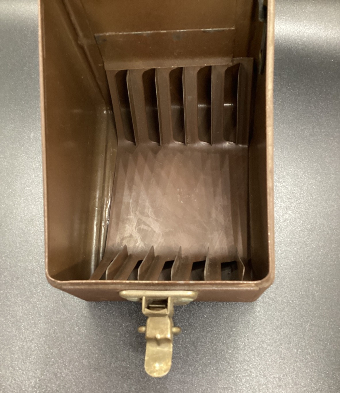 Vtg Simonson Metal Products Co. 8mm Film Reel Metal Storage Box 5.5″x4.25″x5.75″
