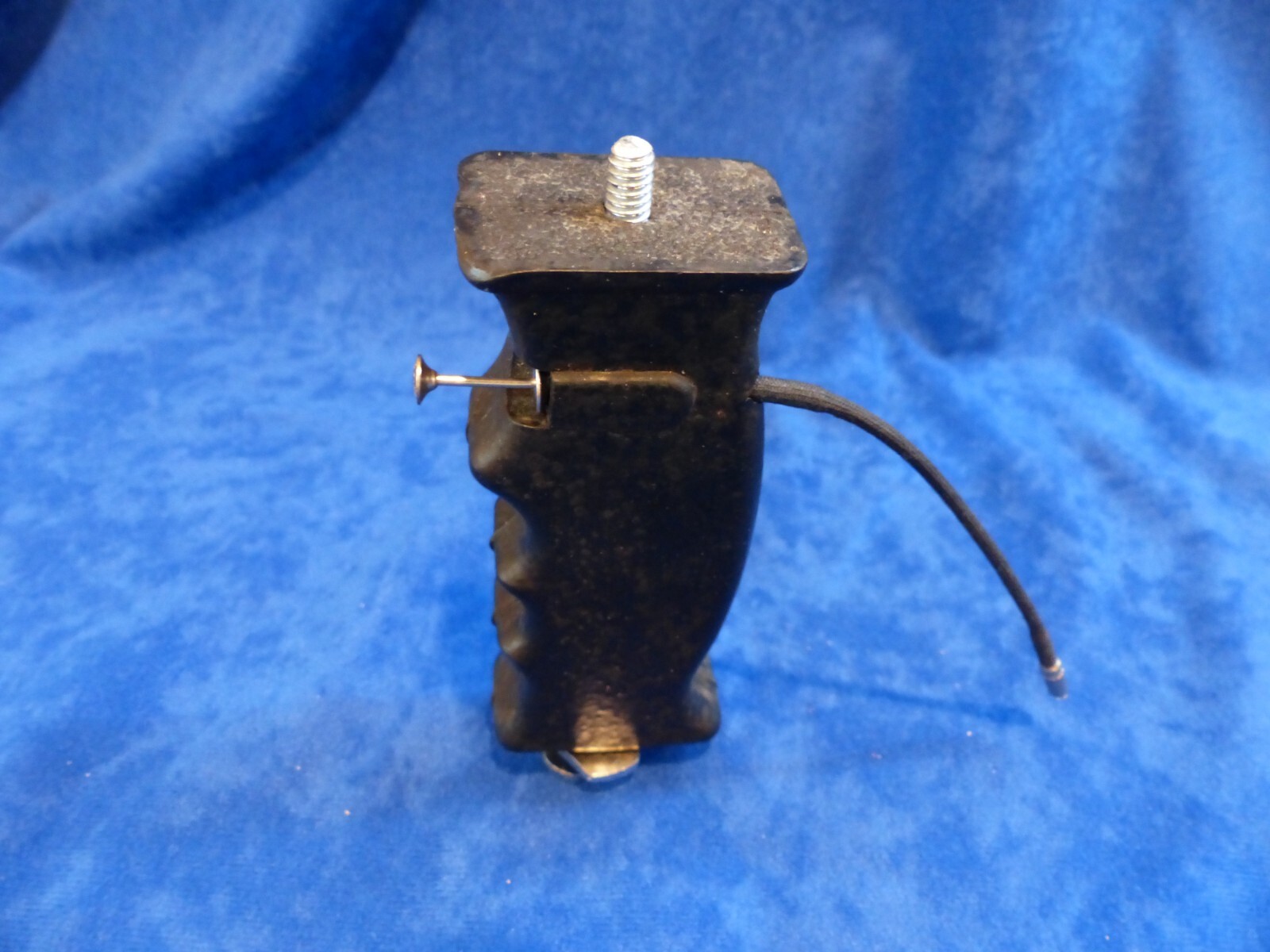 Vintage Kalimar universal hand/pistol grip in package and shutter release cable