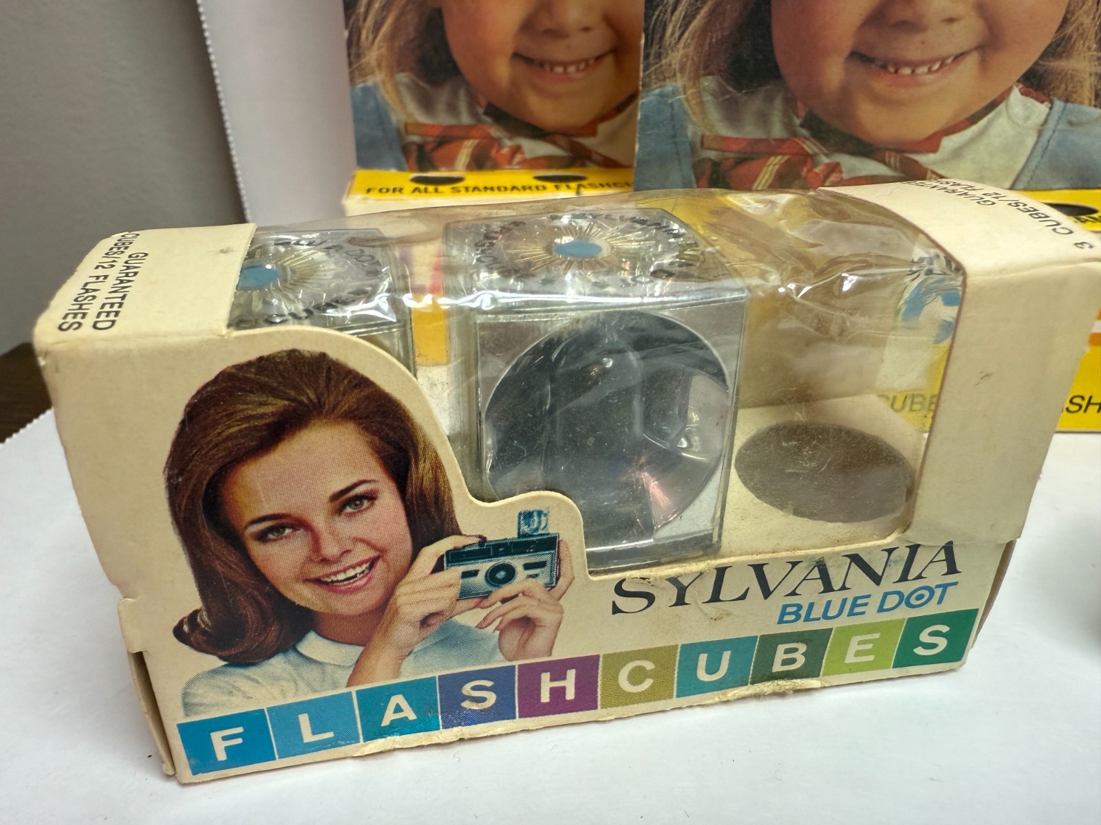 Vintage – Sylvania Blue Dot Flashcubes. 20 cubes 84 flashes