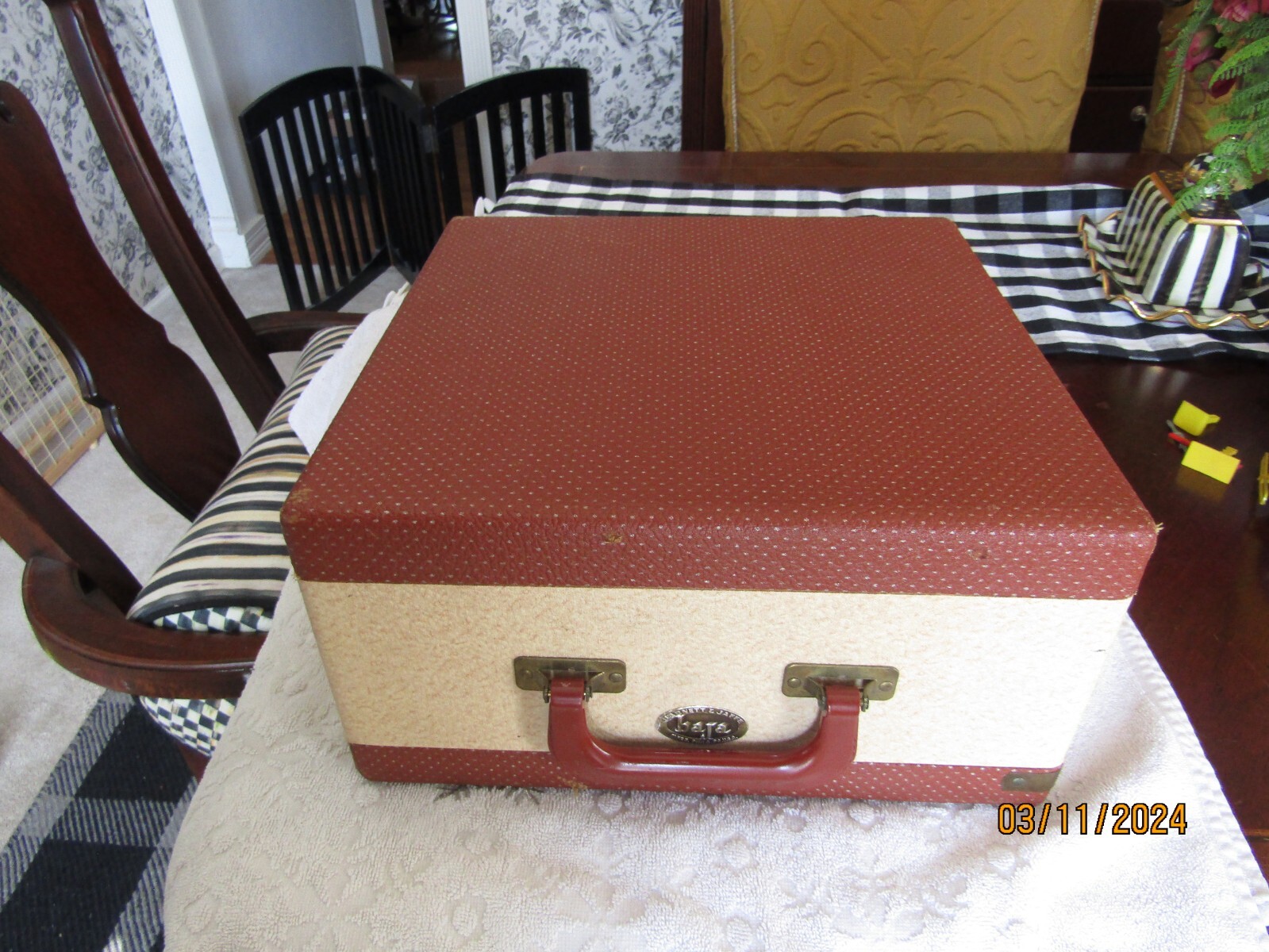 Vintage Barnett & Jaffe Baja Portable Slide Storage Case w 4 Airequipt Magazines