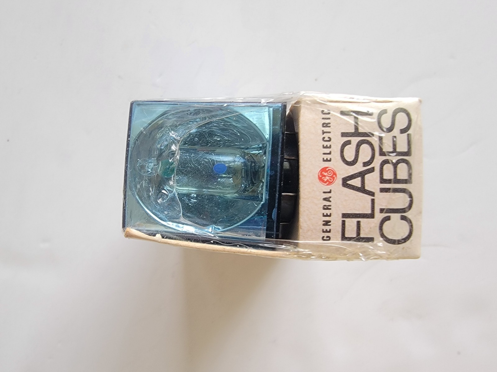 NEW Vintage General Electric Bluecoat Flashcubes For Camera- 3 Cubes/12 Flashes