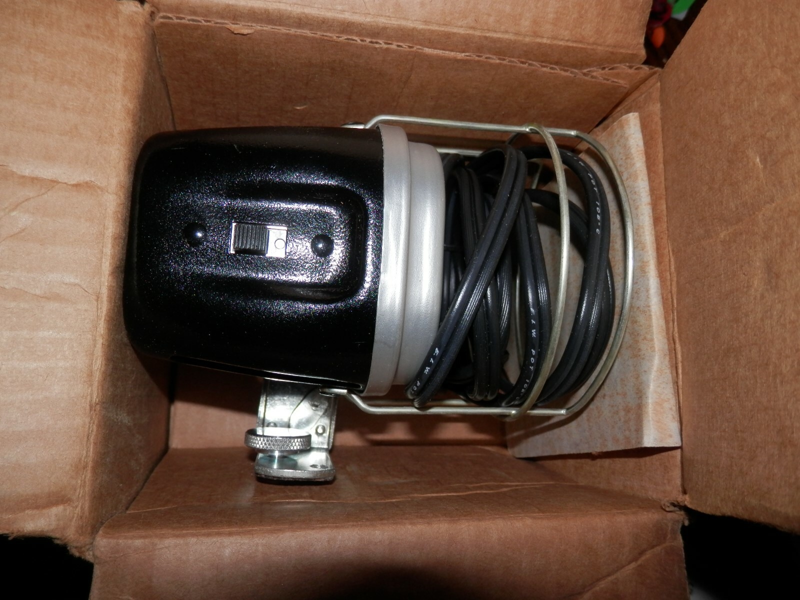 Vintage Acme Lite Movie or Video Cameras Model No. 800 XL-Lite