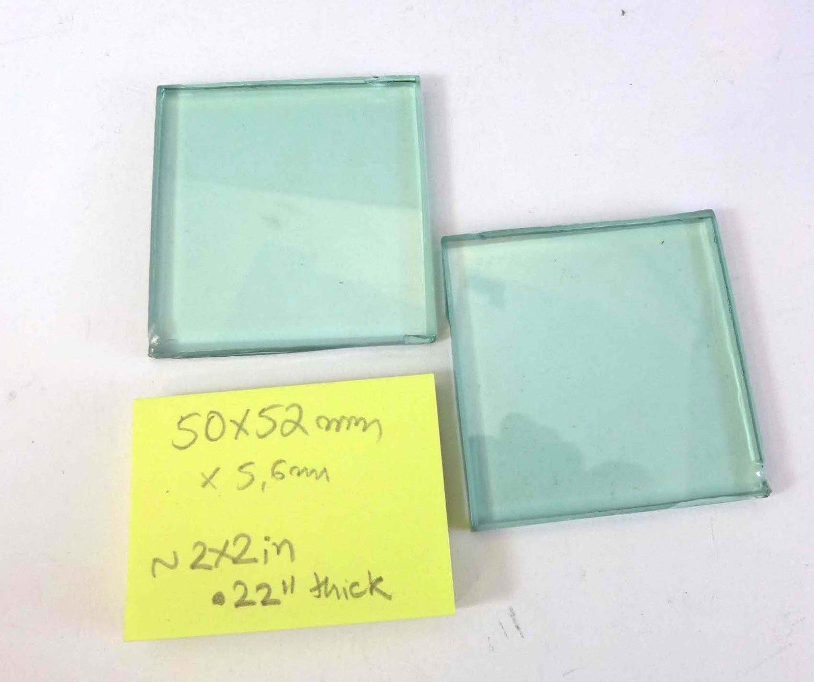 Pair of Heat Absorbing glass (2×2 inches) for projectors and experimentation