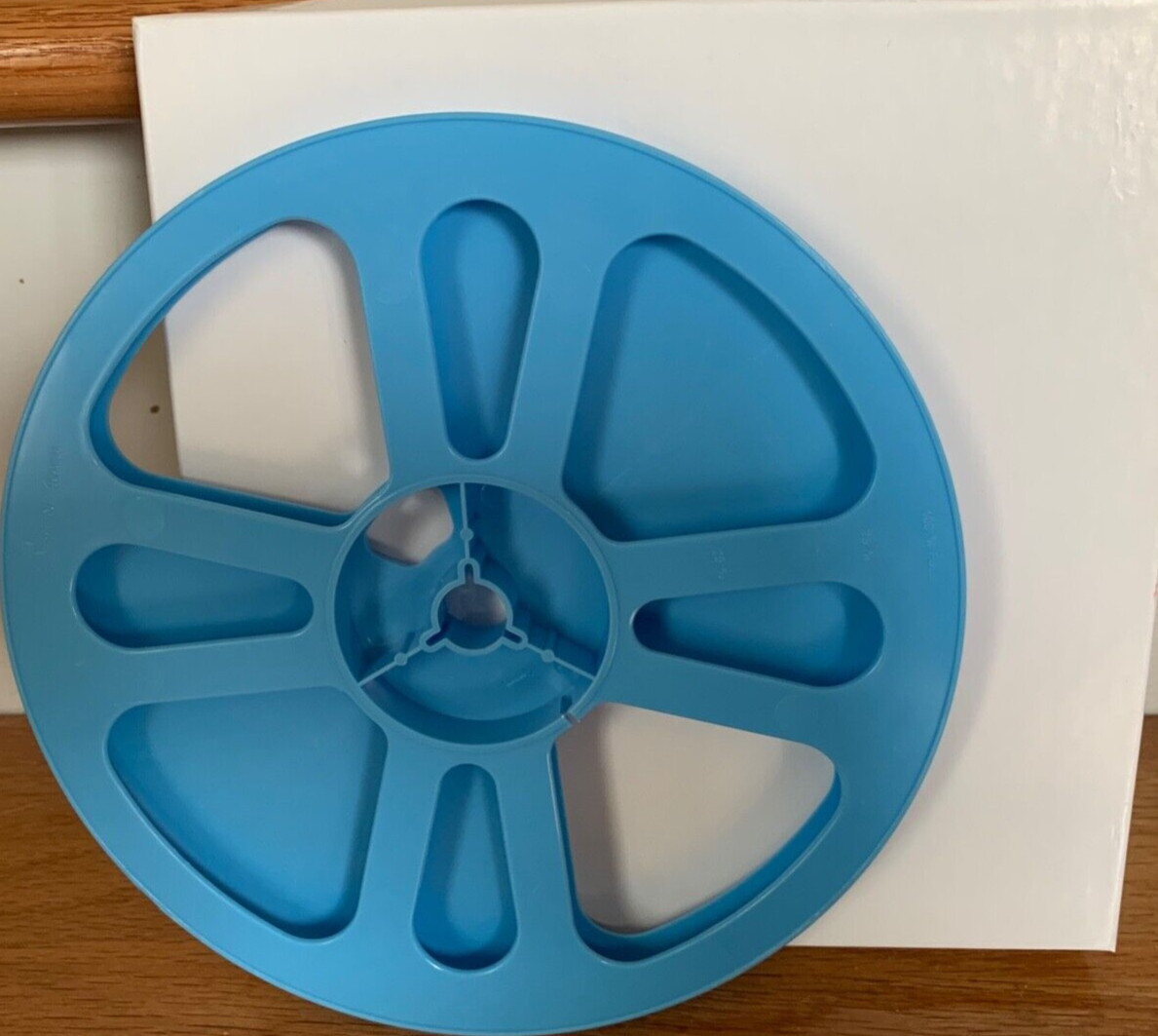 BRAND NEW Super-8 400 ft white cardboard box to hold your home movie film reels