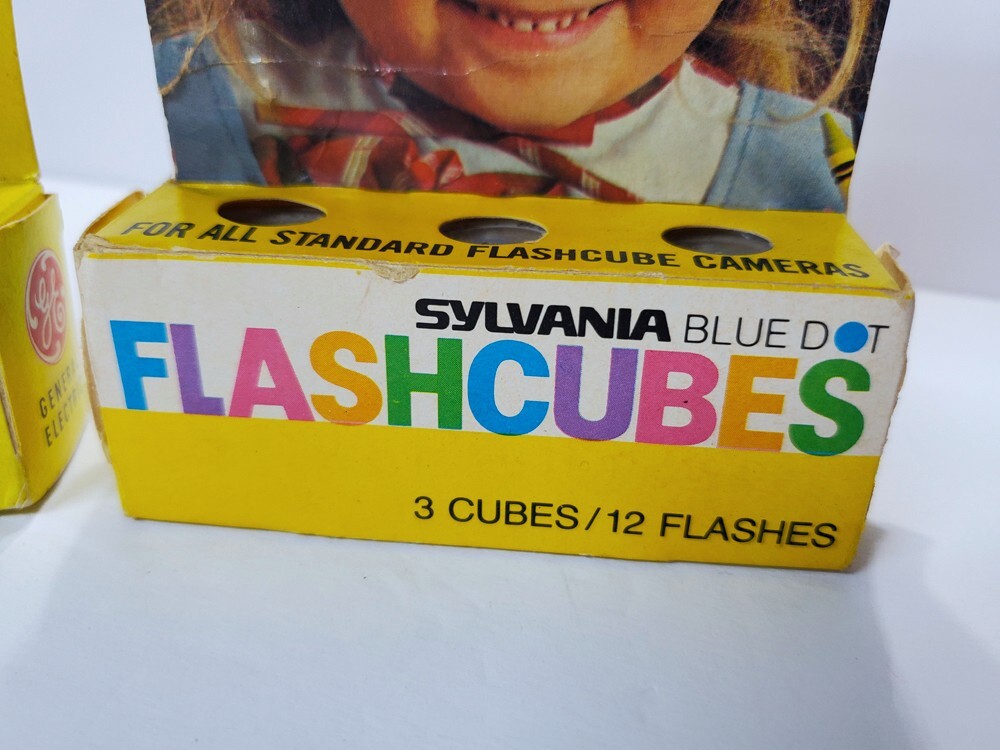 Vintage Lot of 6 FLASHCUBES 3 Sylvania Blue Dot 3 GE FlashCubes New In Orig. Box