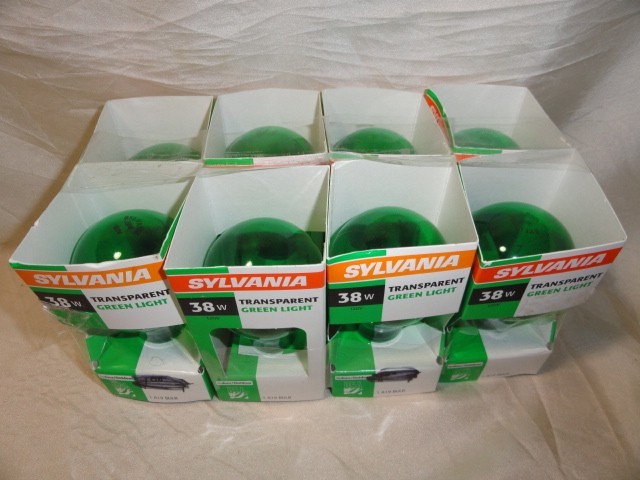 LOT OF 8 SYLVANIA 38W GREEN TRANSPARENT LIGHT BULBS INDOOR/OUTDOOR HOLIDAY PATIO