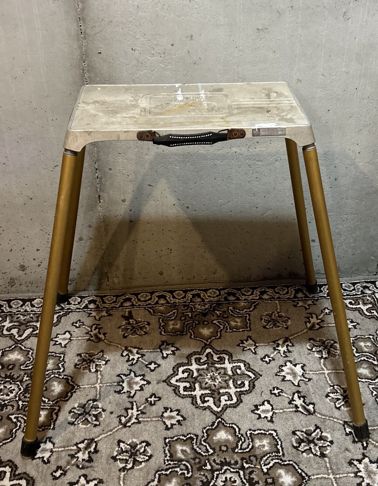 Vtg Welt Safe-Lock Aluminum Professional Project-O-Stand Projector Table USA