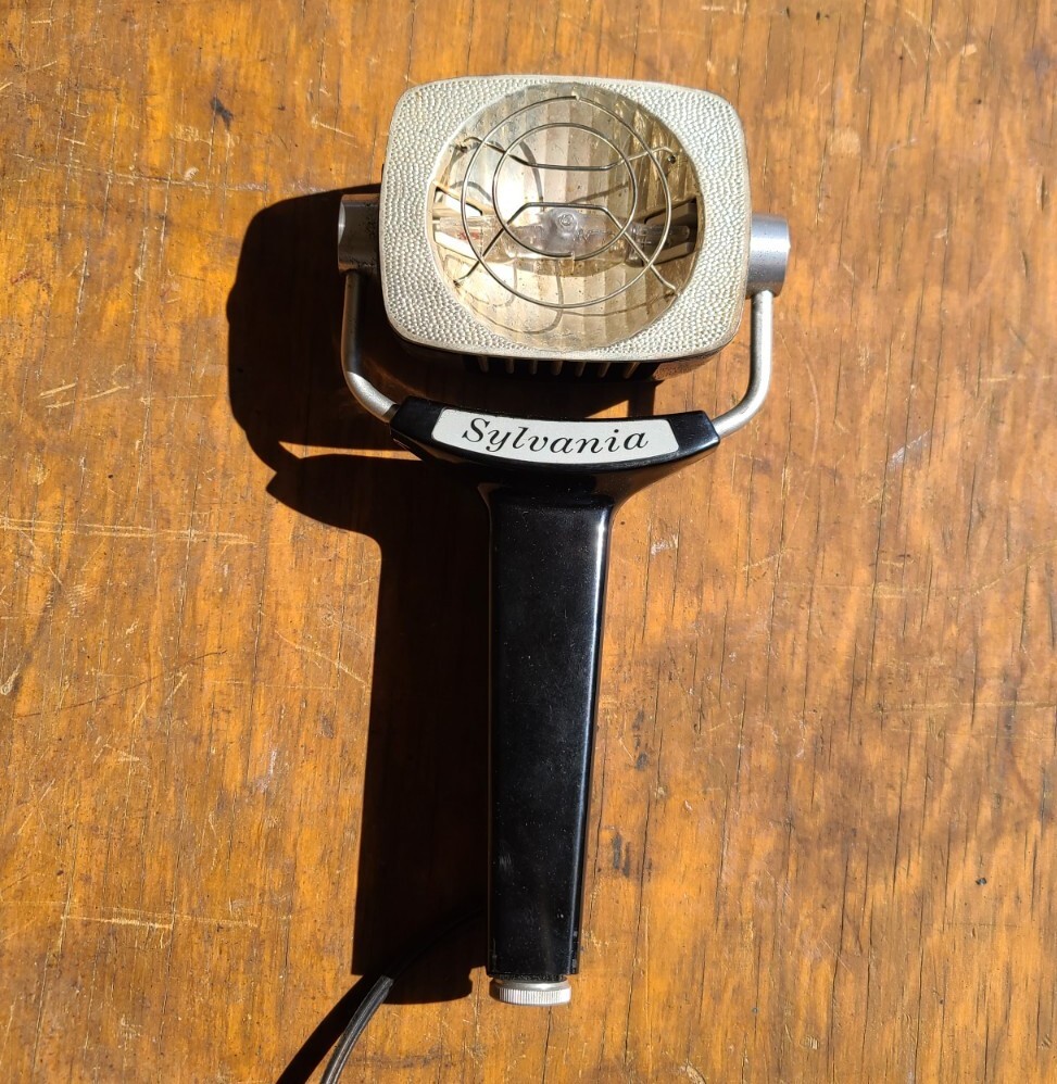 Sylvania Sun Gun SG-1 Movie Light with Original Leather Carry Case