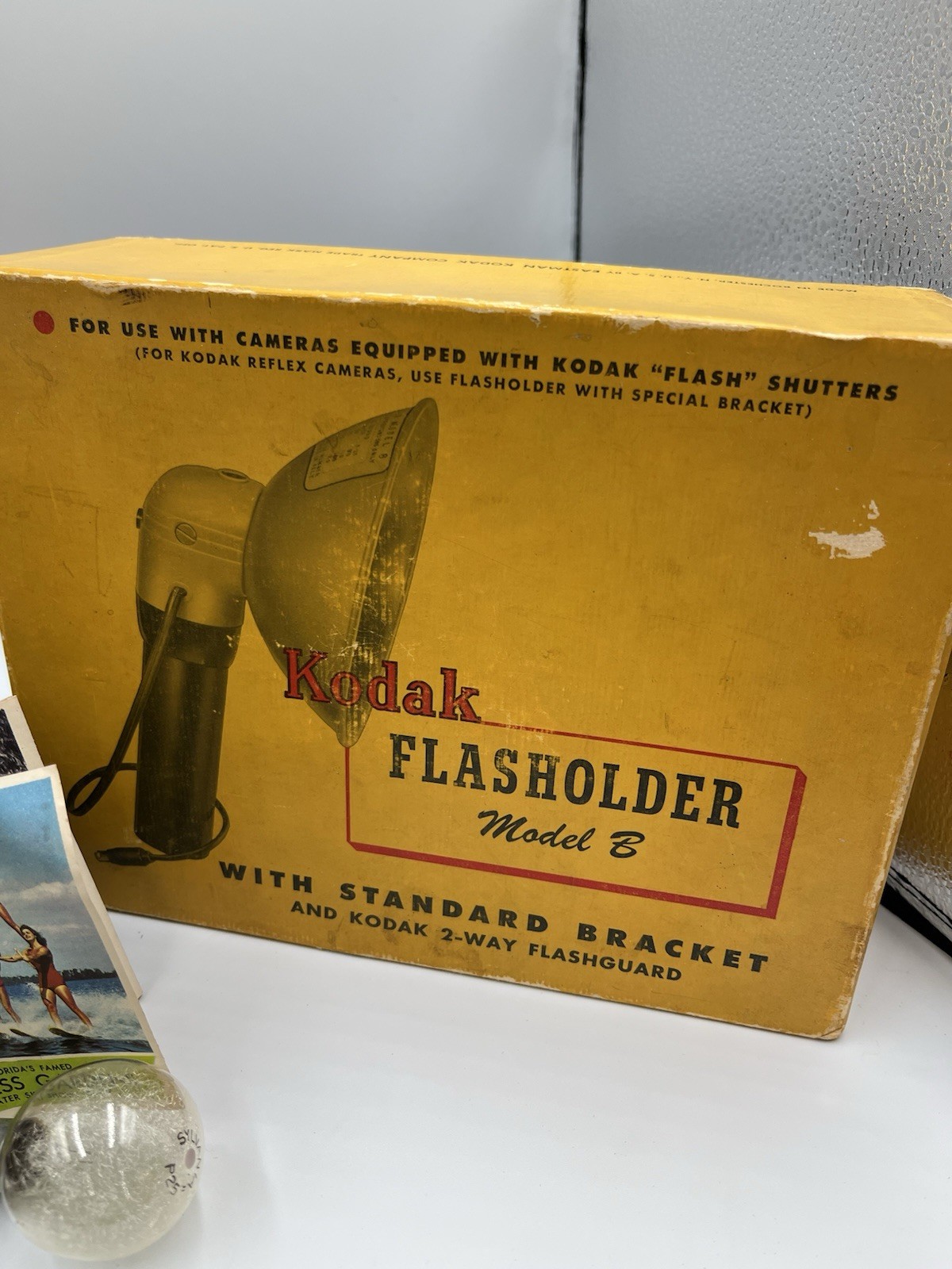 VINTAGE | Kodak Flasholder Model B Original Box Bulbs& extra parts NOT TESTED