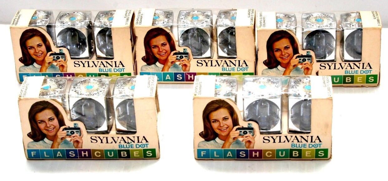 Sylvania Blue Dot Flashcubes 5 Boxes of 3 Cubes Each Total 60 Flashes Vintage