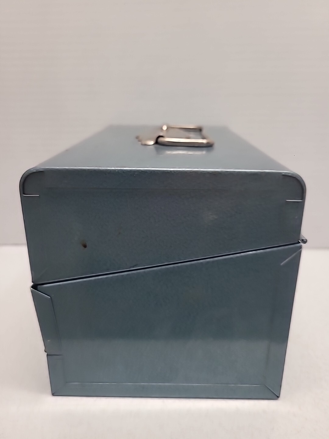 Vintage Logan De Luxe Movie Reel Chest Metal 6″ X 9″ Grey Blue With Handle