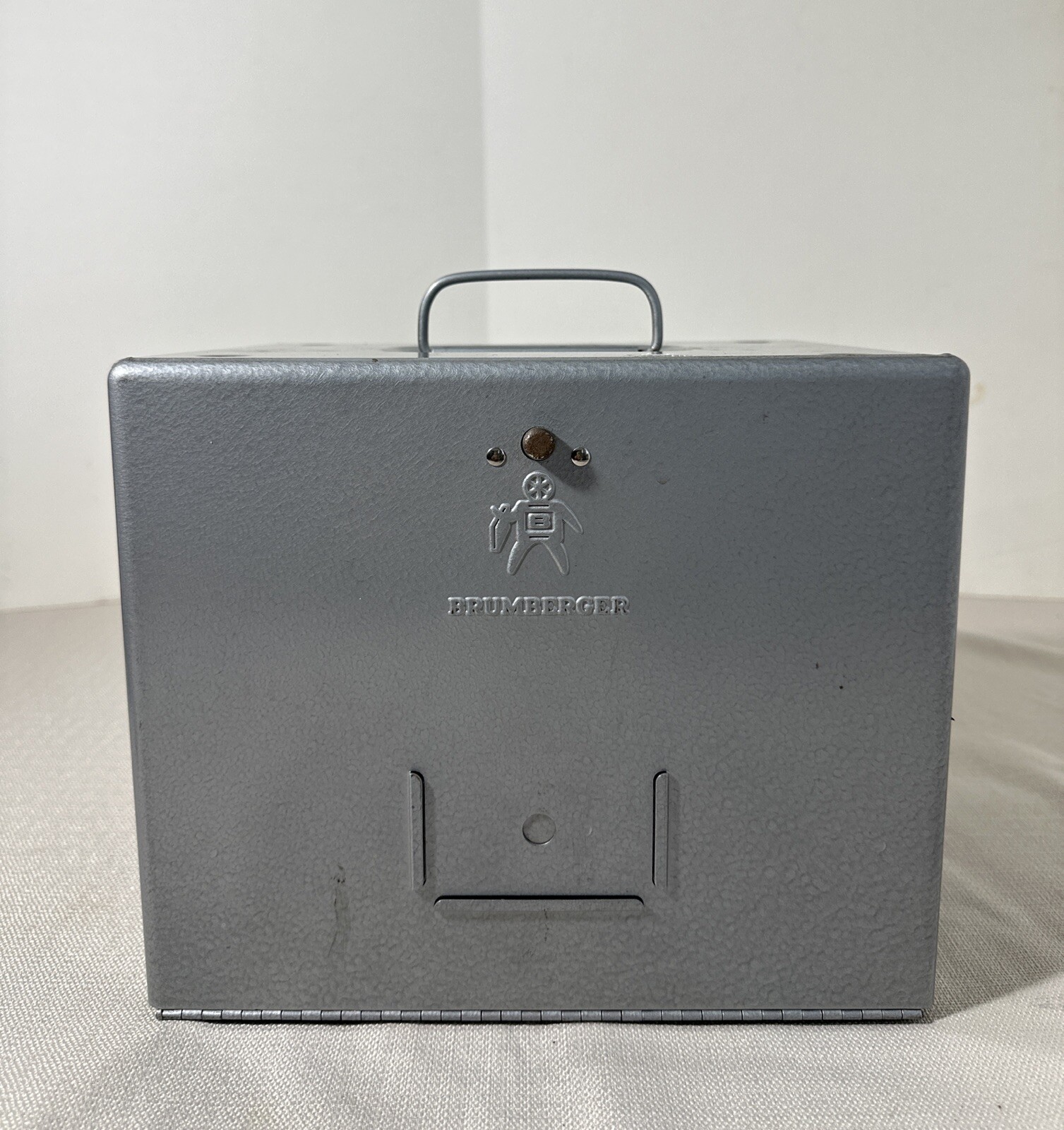 VTG BRUMBERGER 8MM METAL REEL HOLDER CASE STORAGE CASE ONLY 1950 MID CENTURY
