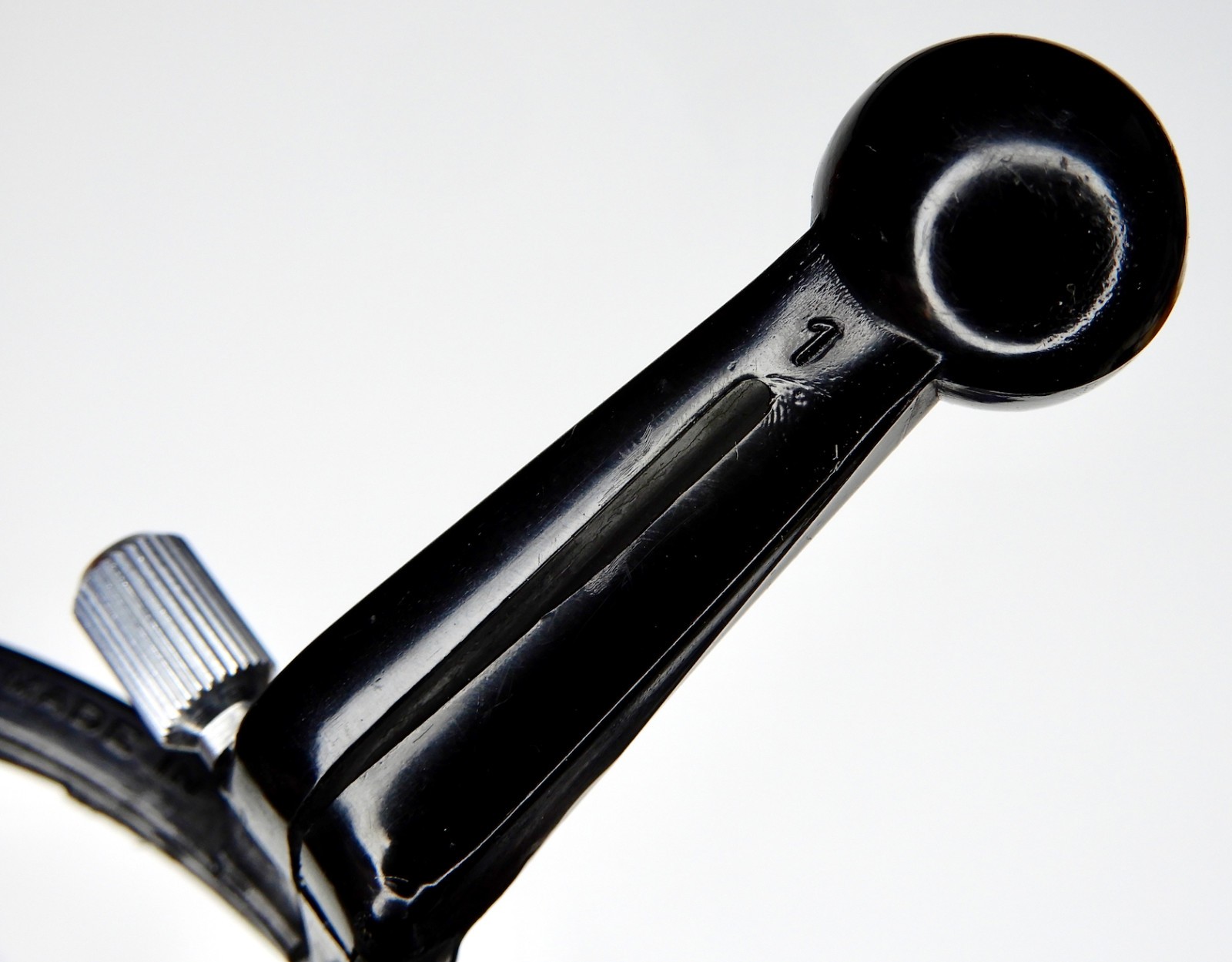 Hasselblad 40061 Focus Handle No.1 for 50,60,80,100mm C Lenses #1
