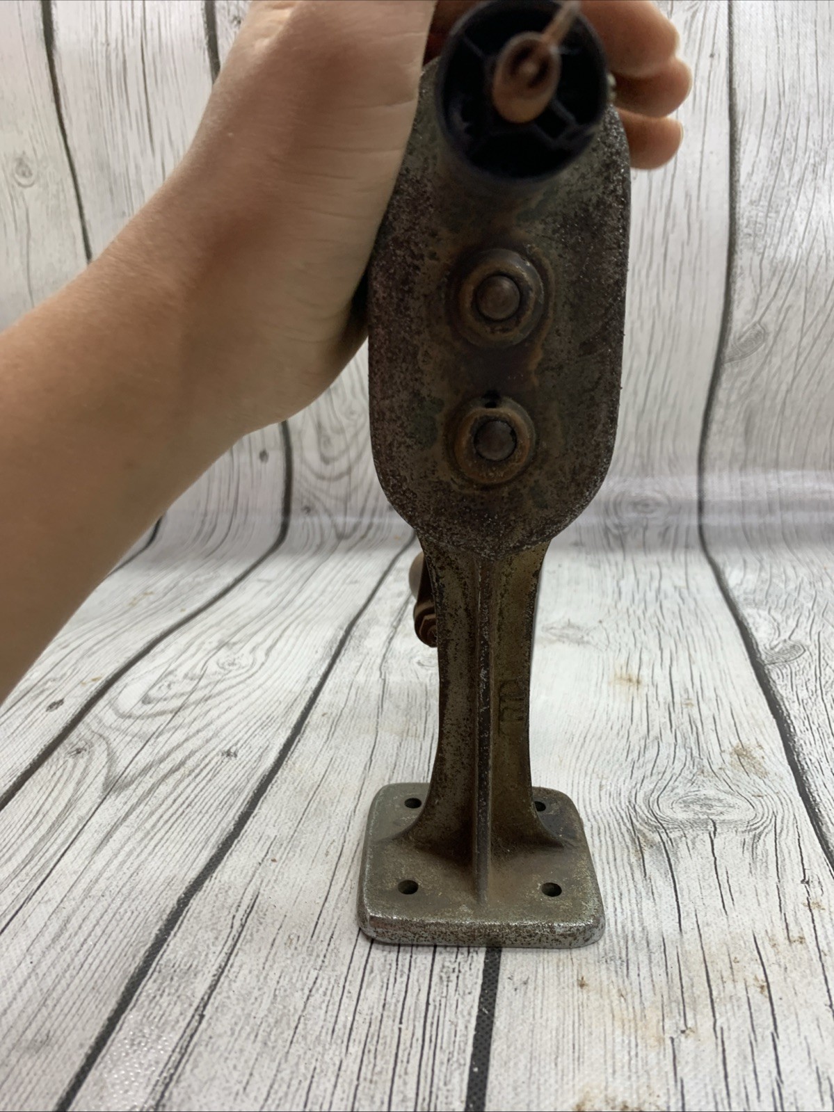 VINTAGE Duplex Reel Spool Winder Cast Iron W/ Tan Handle Spool