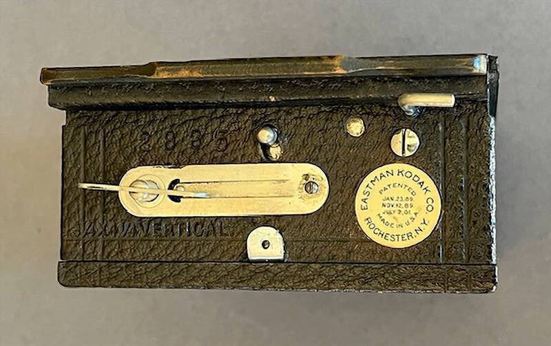 ANTIQUE EASTMAN KODAK 3 1/4 X 4 1/4 ROLL FILM BACK ~ c. – 1889