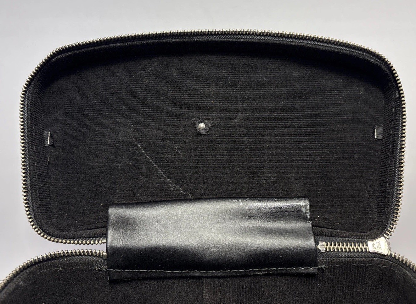 Vintage black leather camera Kali-Bag And Other Camera Items And Ephemera