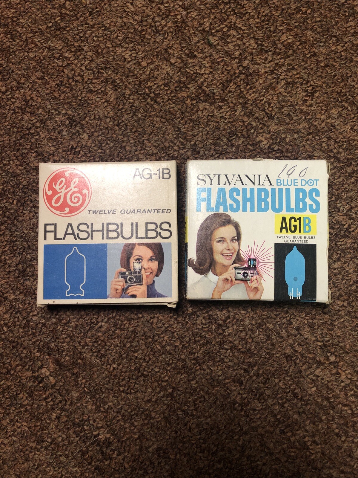 Two Vintage Sylvania Flashbulbs Blue Dot # AG1B 12 Bulbs in Package