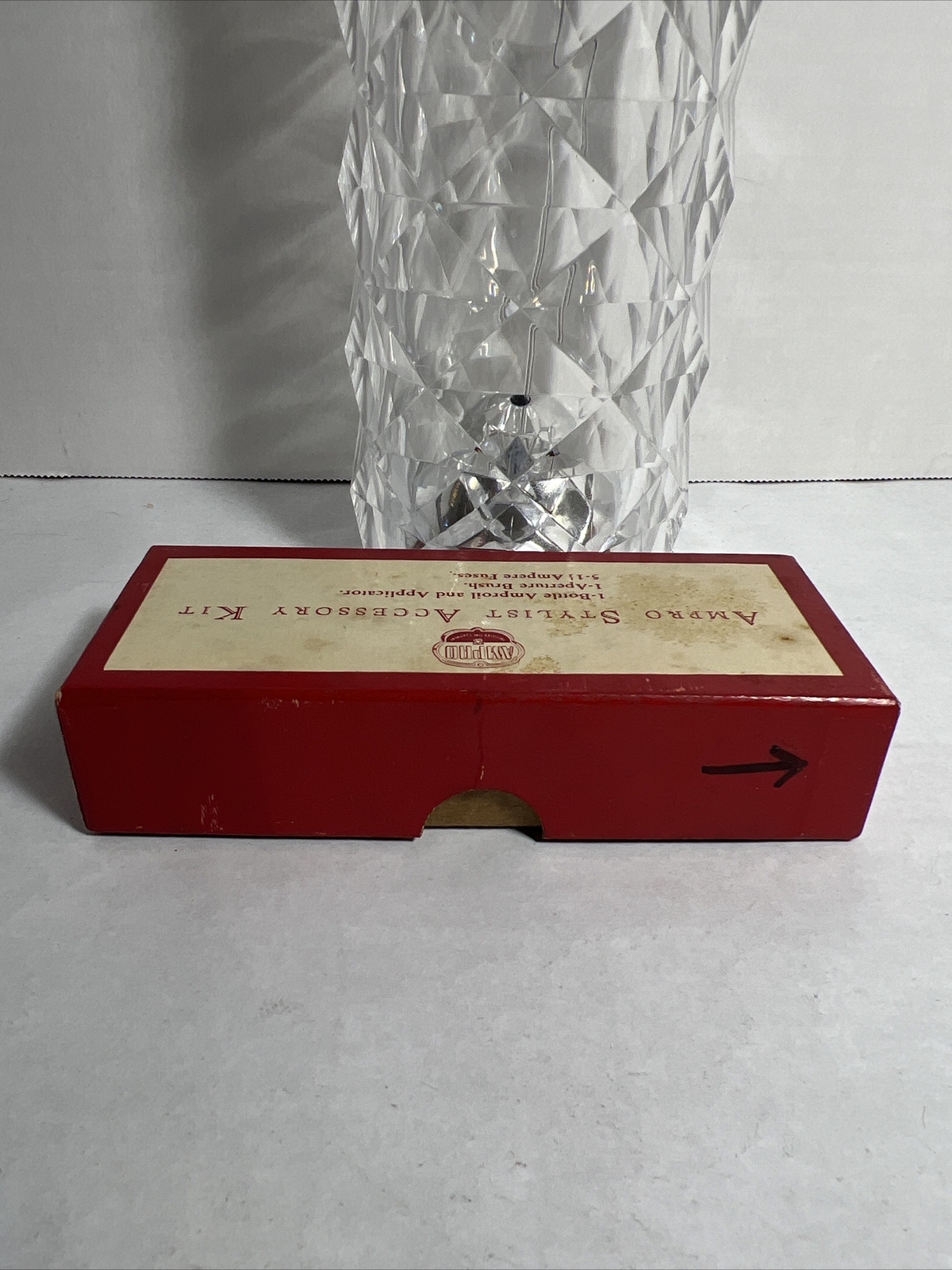 AMPRO Stylist Projector Accessory Kit: 1 Bottle Amproil, 5 Fuses, 1 Brush w/Box