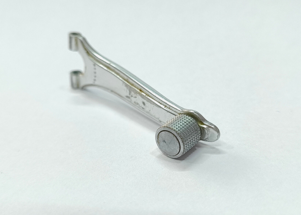 ROLLEI, Rolleiflex spare winding crank, Old type, Wide, 7.5 mm Fork Spacing #S18