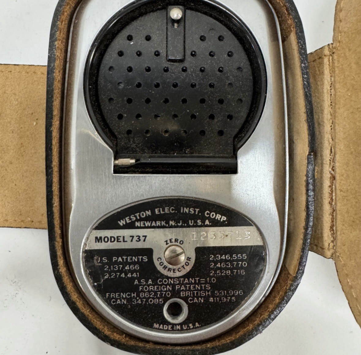 Vintage Weston Master III Light Meter (Model 737) – Made in USA