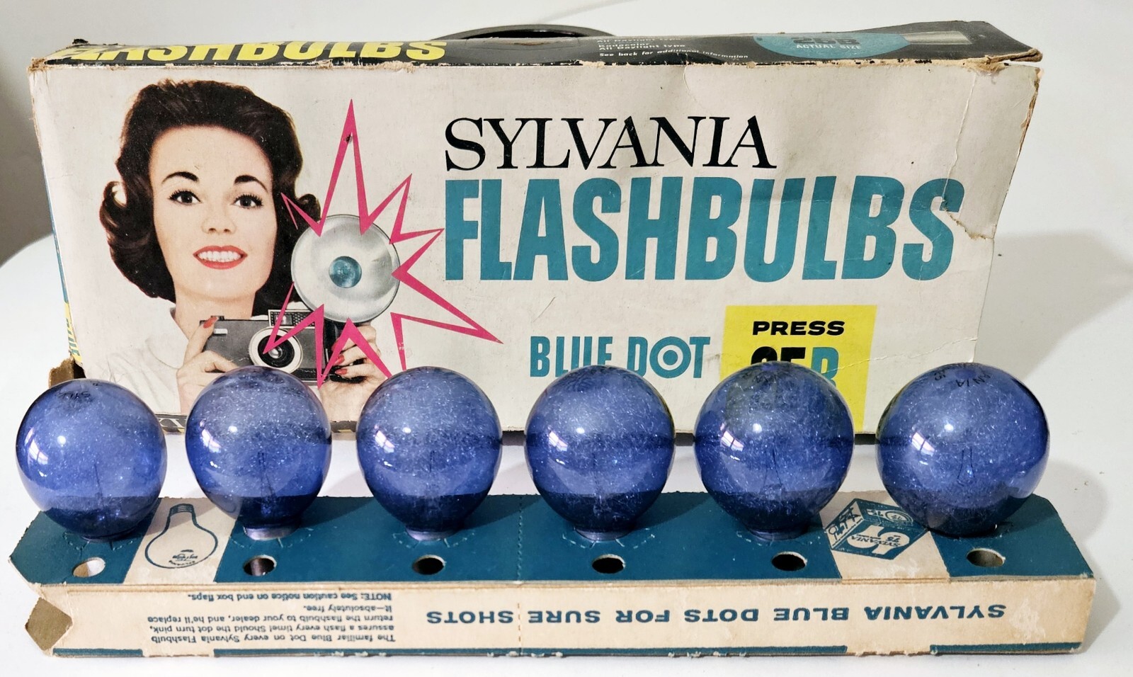 Sylvania Blue Dot Press 25B Vintage Camera Photo Flash Bulbs, Partial Box Of 6