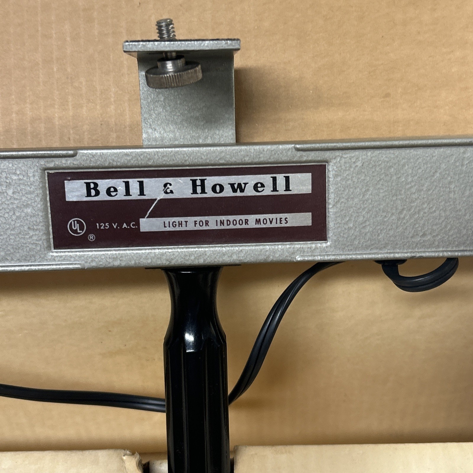 VTG Bell & Howell Light For Indoor Movies 28801 Photography Works 1 Bulb Box