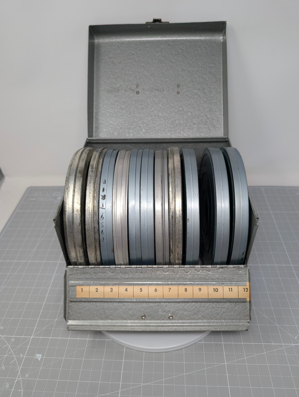 VTG Logan Deluxe Metal 8mm Film Chest 12 Slots Box Storage + 11 Reels & Cases