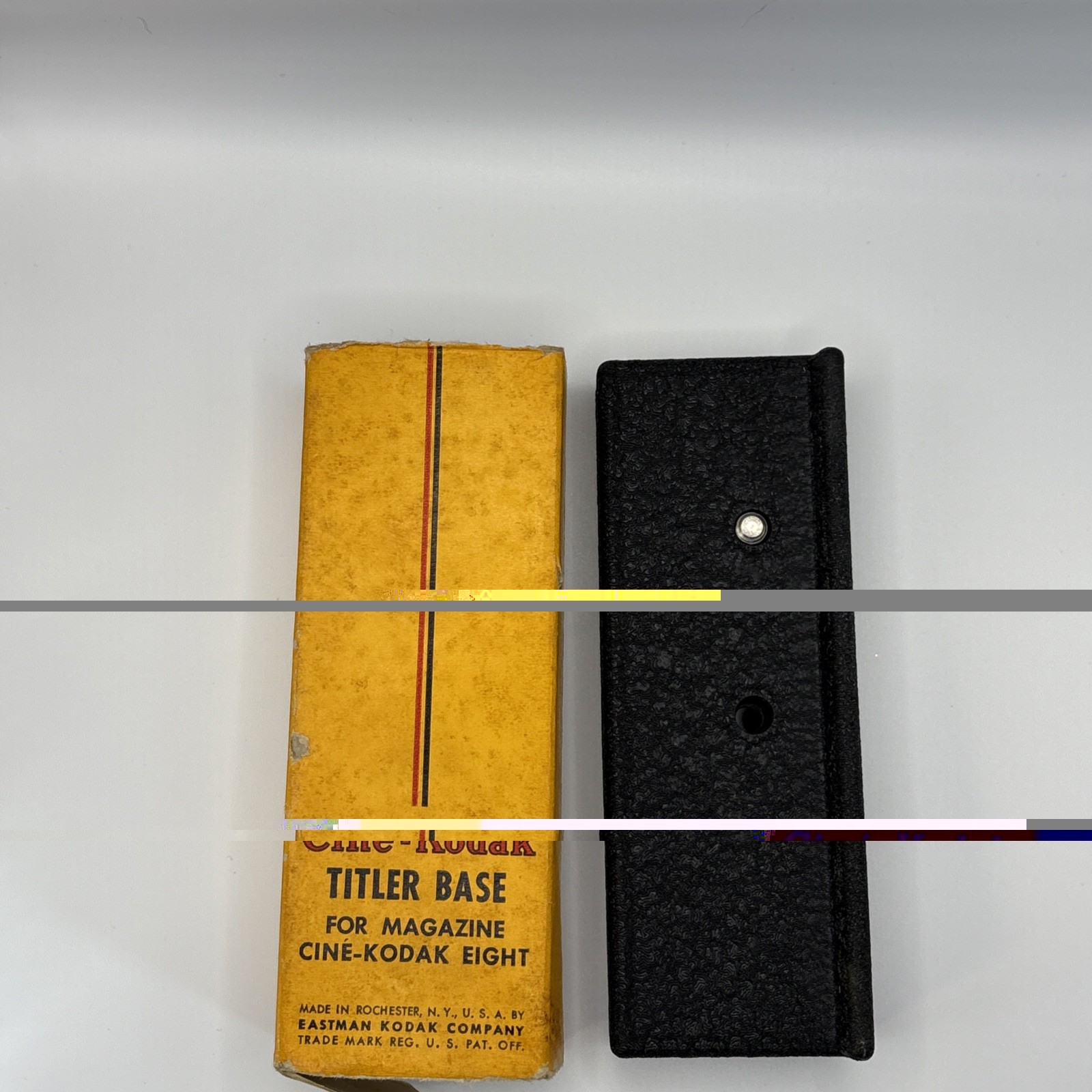 TRIPOD AND TITLER BASE FOR MAGAZINE CINE-KODAK ~ MINT IN ORIGINAL KODAK BOX VTG