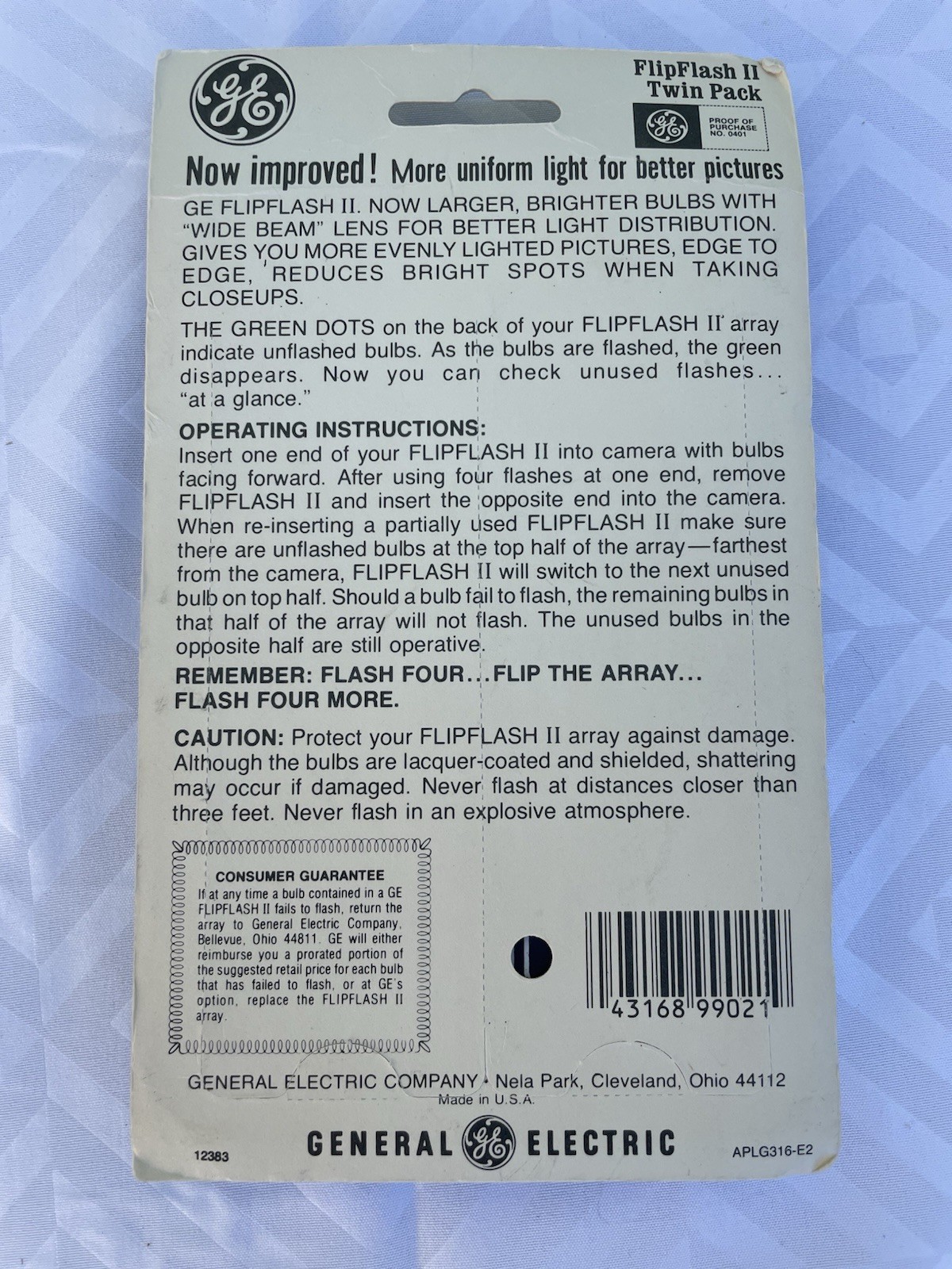 GE Flip Flash II Twin Pack Original Packaging 16 Flashes New Old Stock