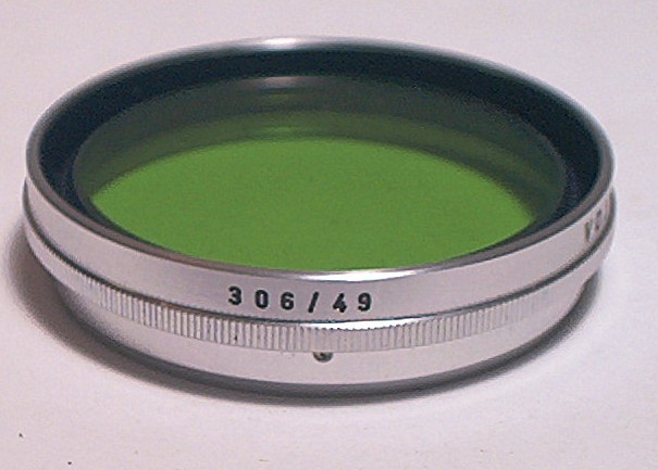 VOIGTLANDER PROMINENT 306/49 GR1 GREEN 49MM SCREW ON METAL FILTER – UNUSED CLEAN