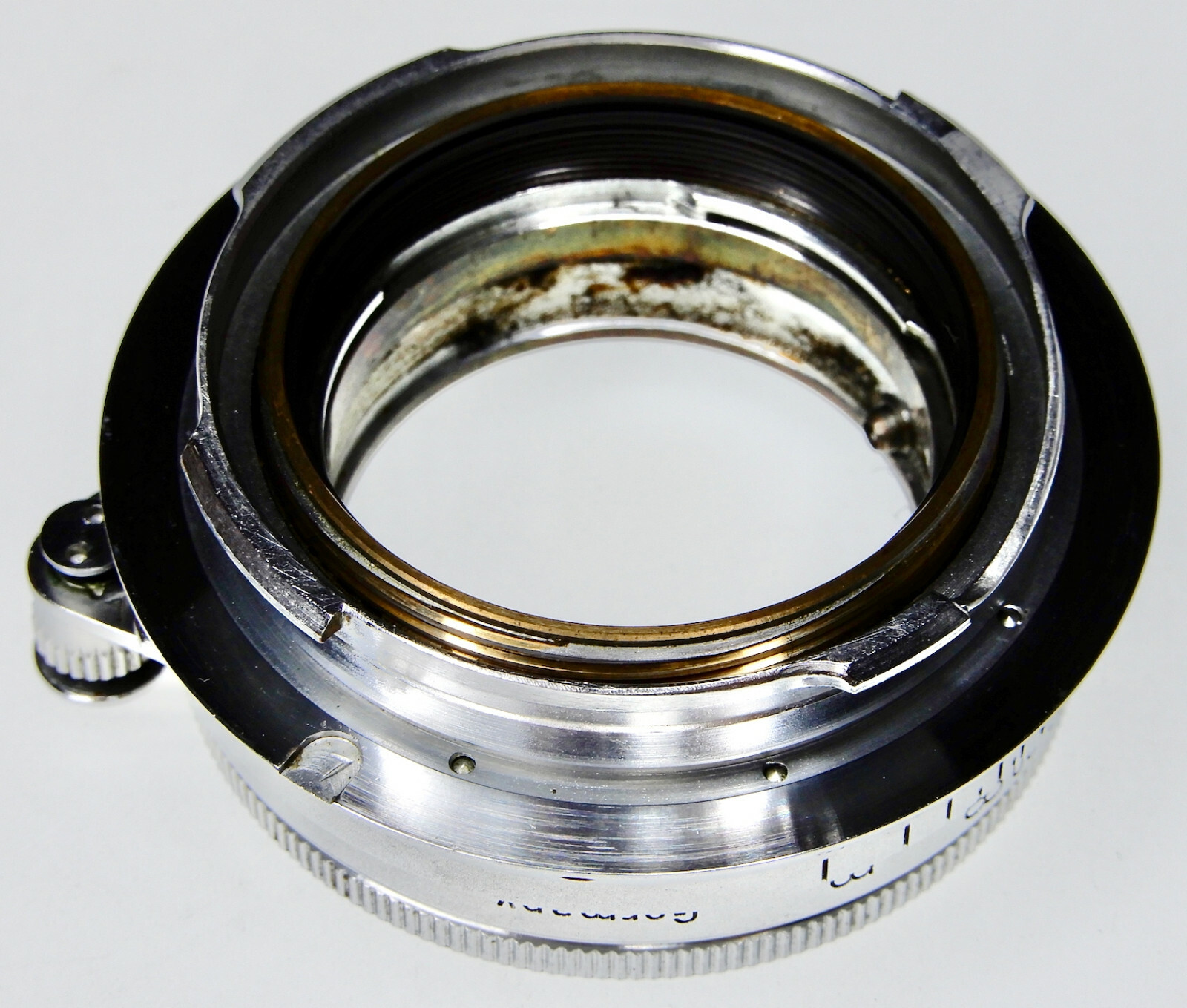 Leica Focusing Helicoid for M Leica 5cm f2 Coll. Summicron ………. MINT