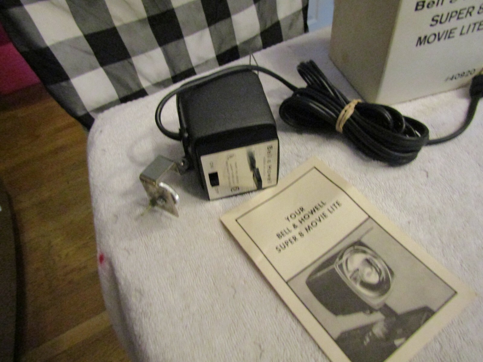 Vintage Bell & Howell Super 8 Movie Camera Lite Light 46920 w Box & Instructions