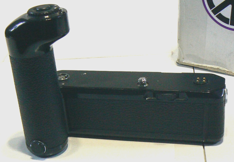 Nikon MD-12 Motor Drive for Nikon -VINTAGE – Made in Japan BB