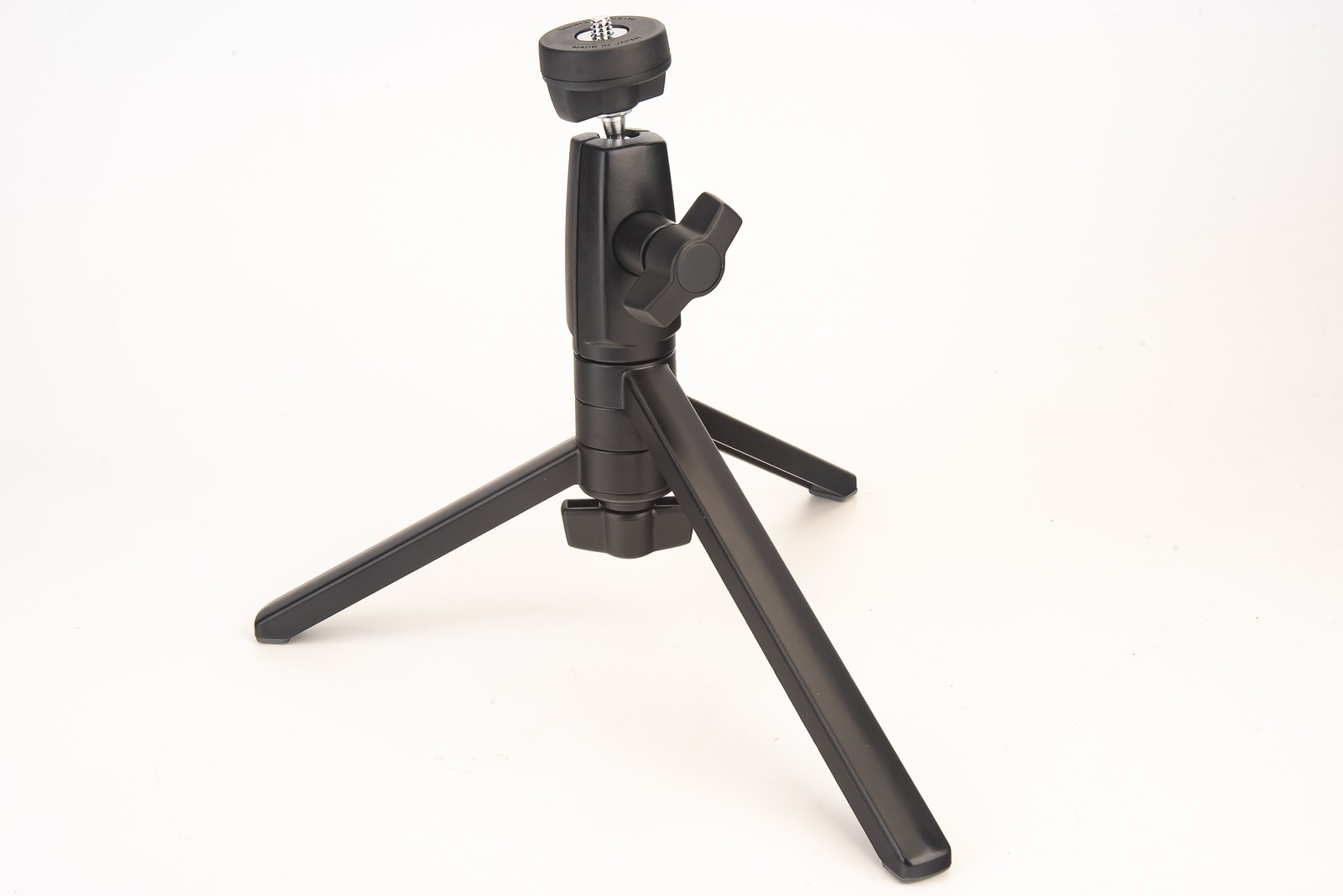 MINT Polaroid 7″ All-Aluminum Tripod & Case 1/4” Stud For GoPro SX-70 Video
