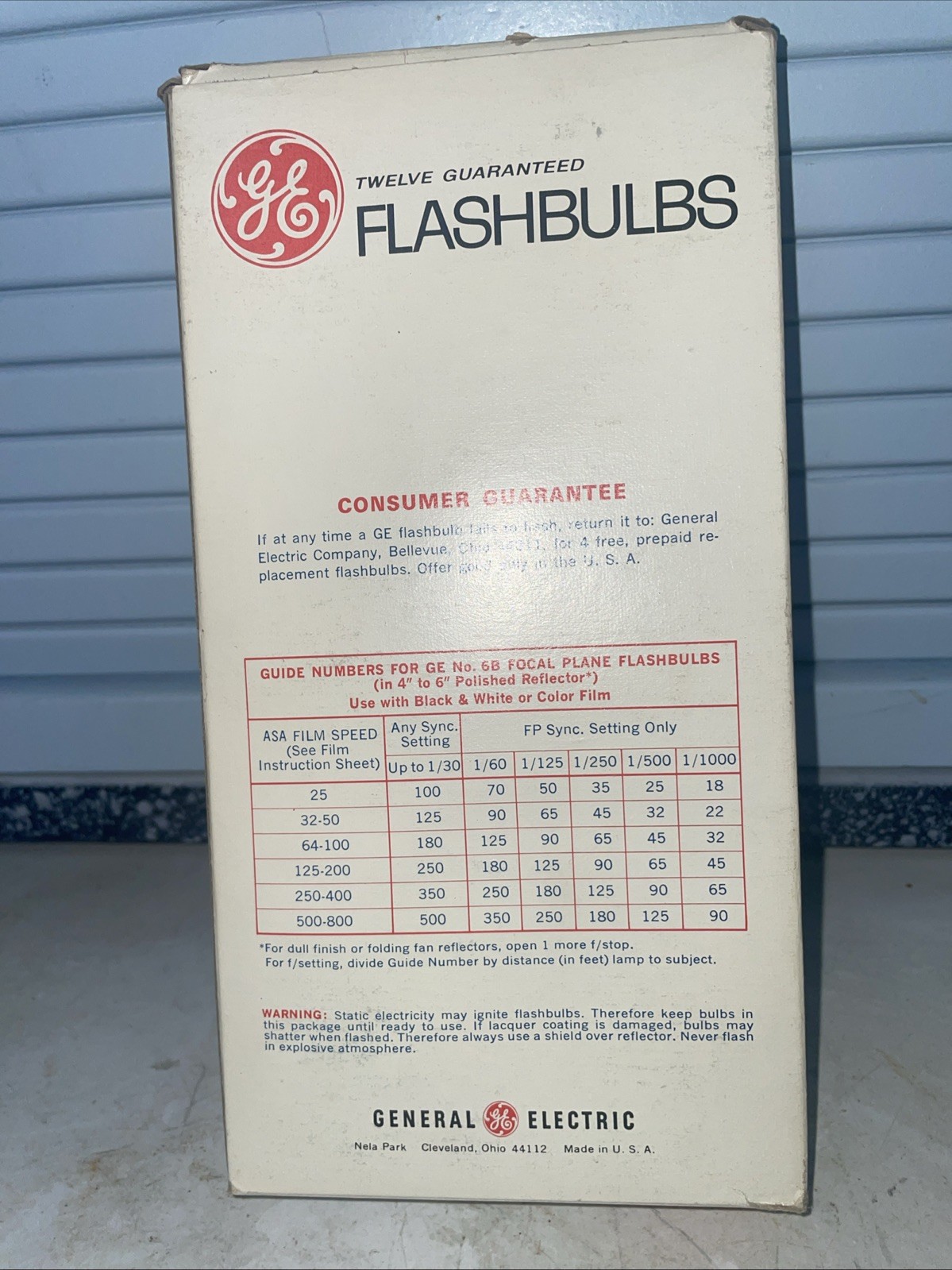 Vintage General Electric GE 6B Blue Camera Flash Bulbs 1 Box12 Bulbs