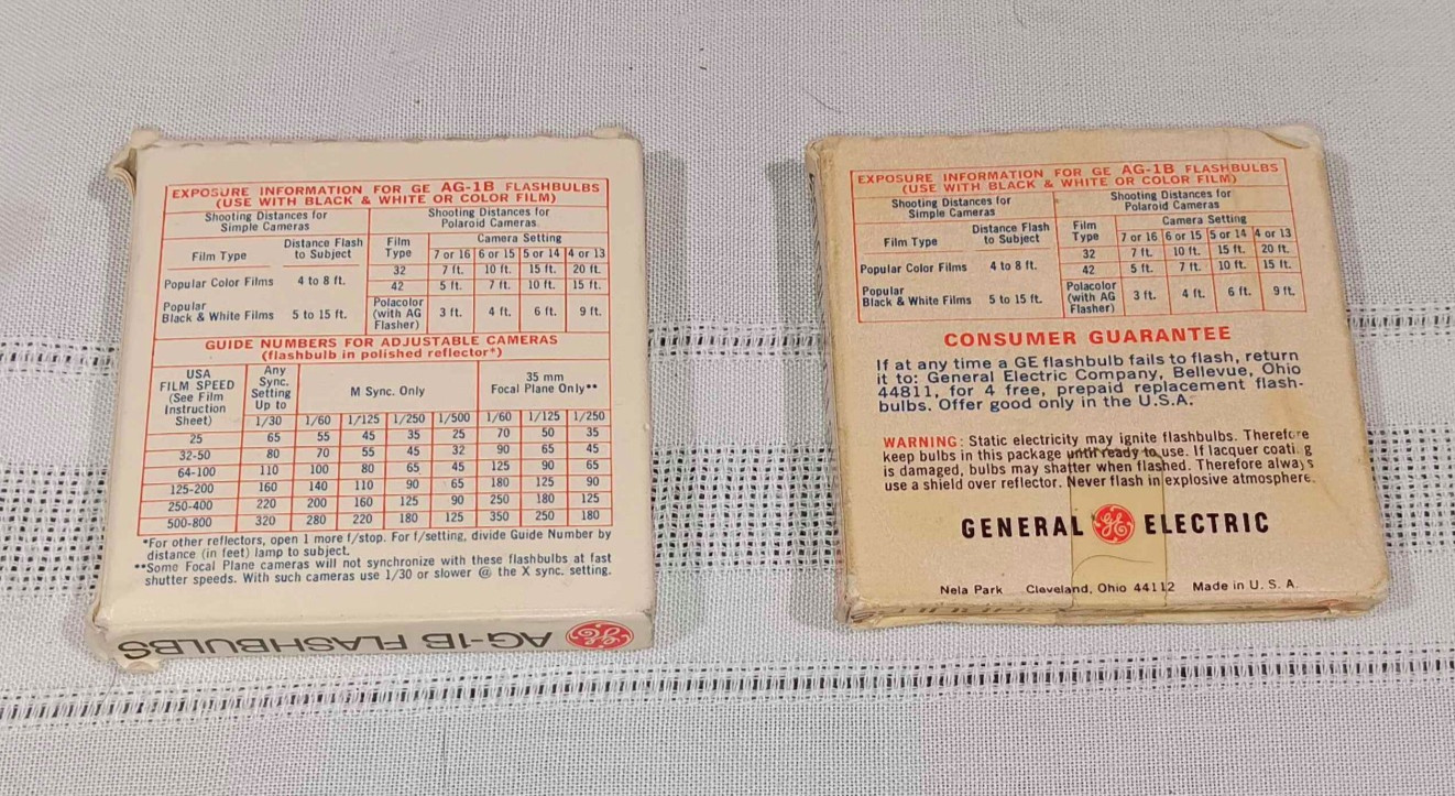 Lot Of 18 General Electric GE AG-1B Flash Bulbs