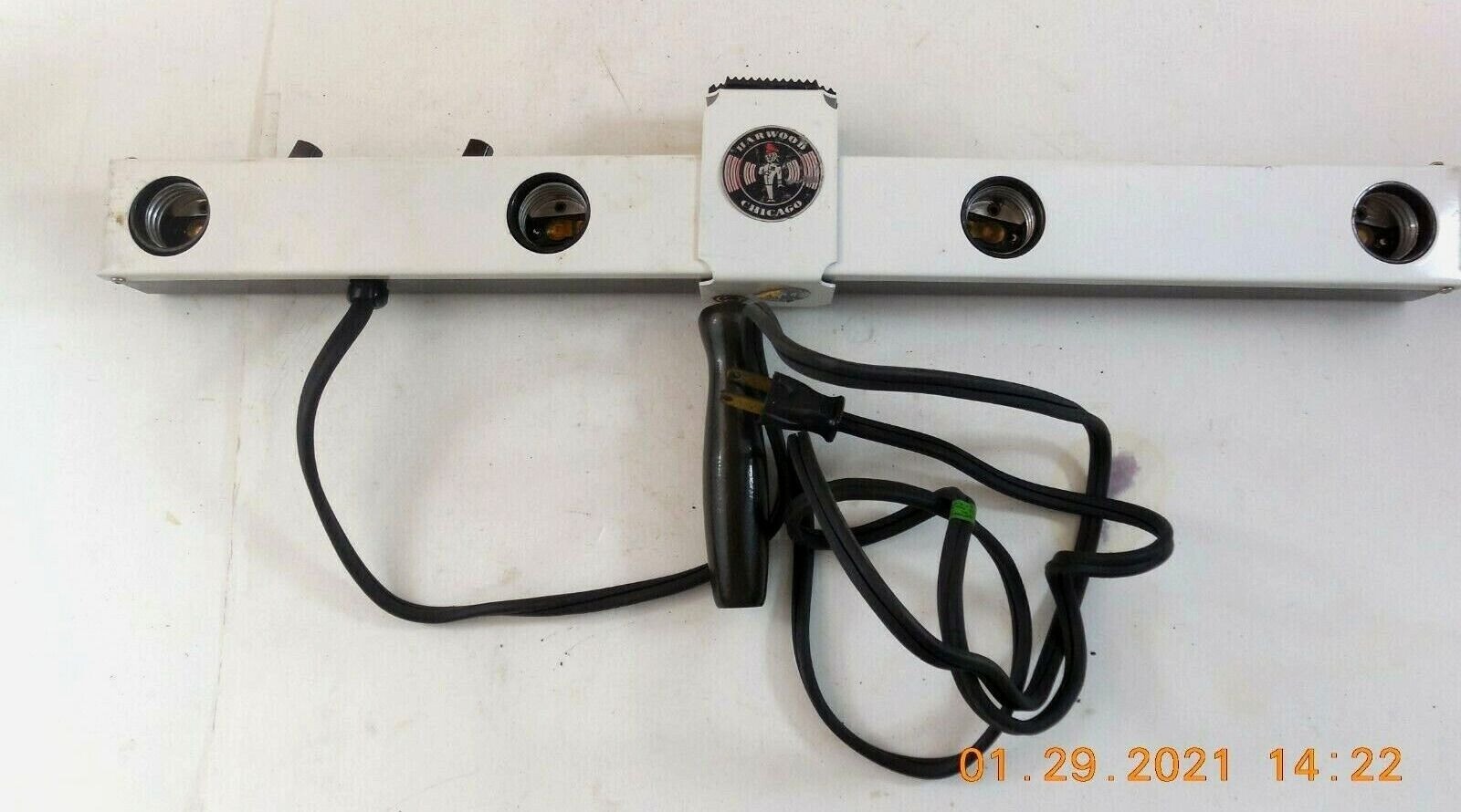 Harwood Photo Folding 4 Light Bar With Handle And Camera Bracket Vintage 1950