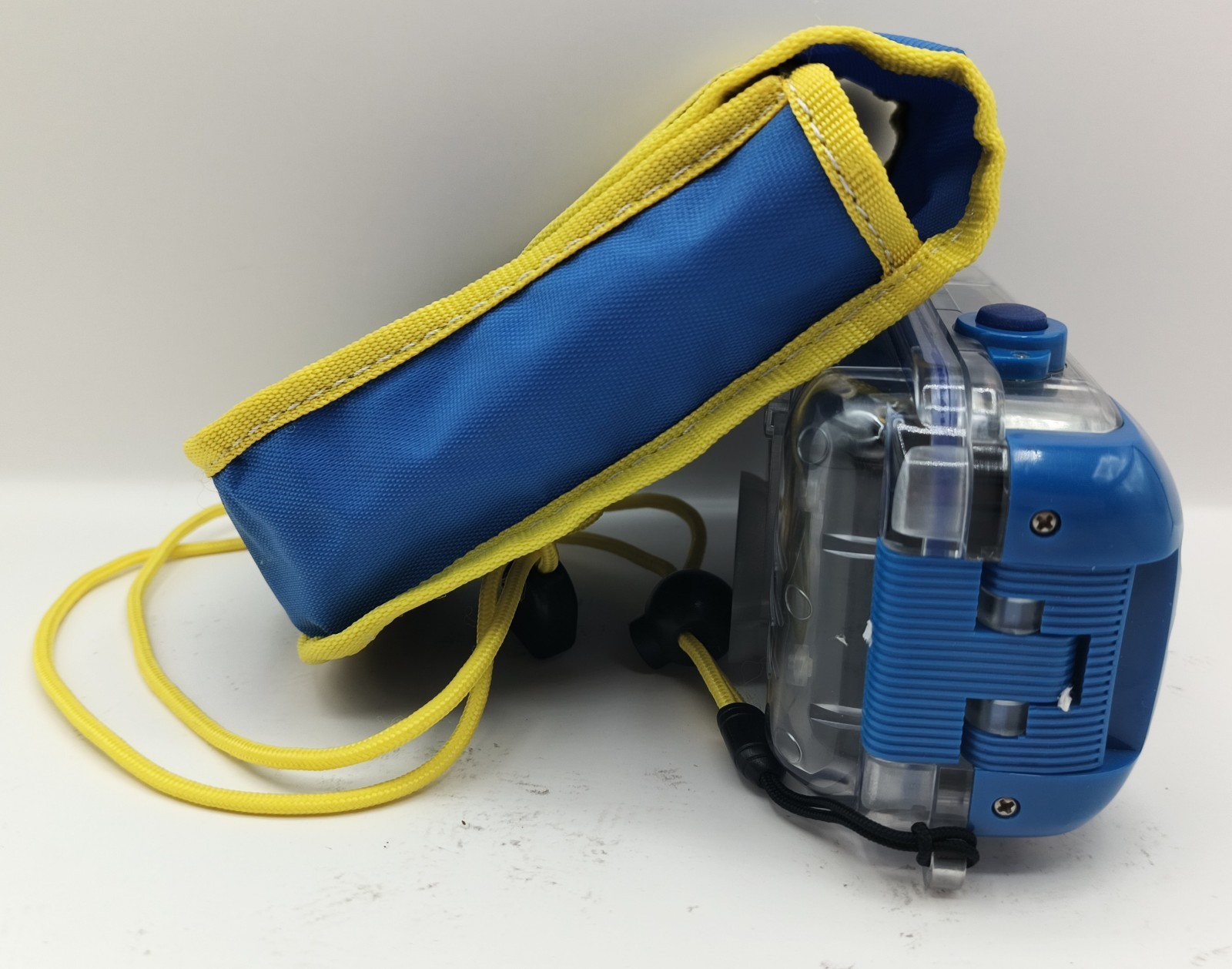 Vintage Polaroid Splash Clear Blue Underwater Film Camera w Case Untested