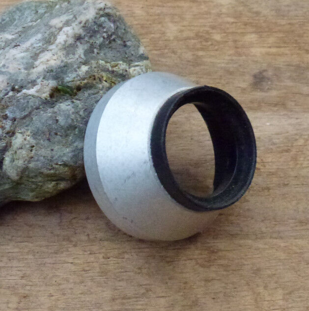 31mm push fit slip on lens hood shade plastic mount
