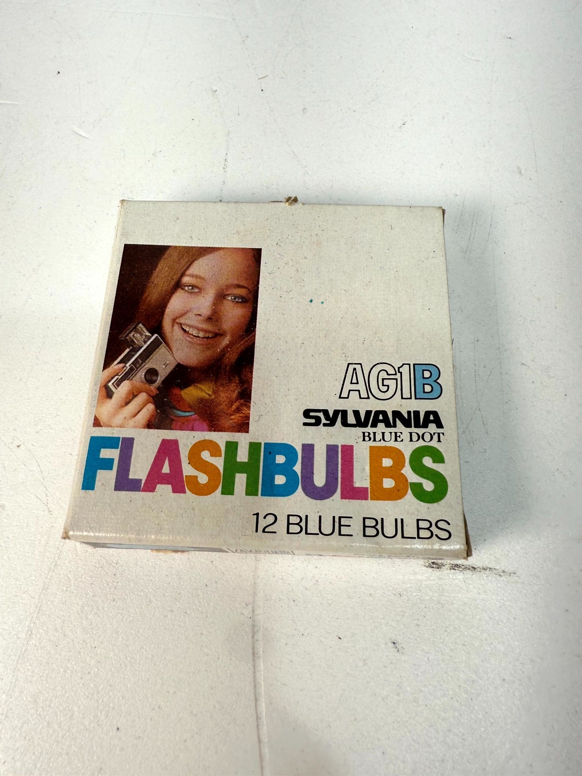 Vintage GTE Sylvania Blue Dot Daylight Color AG1B Camera Flashbulbs (12 Pack)