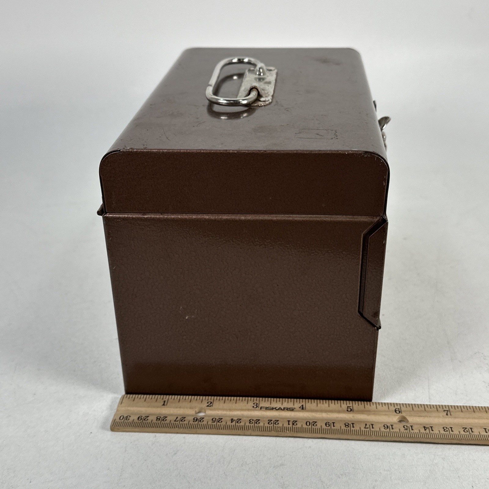 Vintage Ambassador Argus Case With Film Reels And Tin Cases Great Shape! Nice!