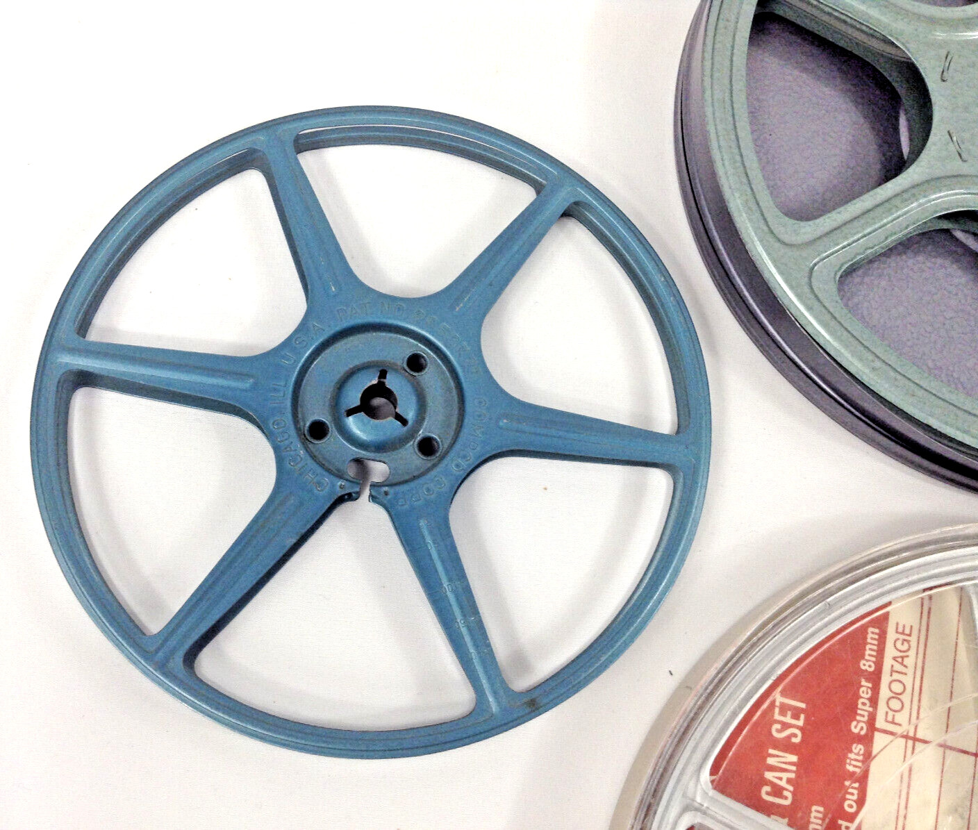 8mm Movie Metal Reel Lot of 6 reels 7″, 6″, 5″ with 4 Cases | Compco Corp, Kenco