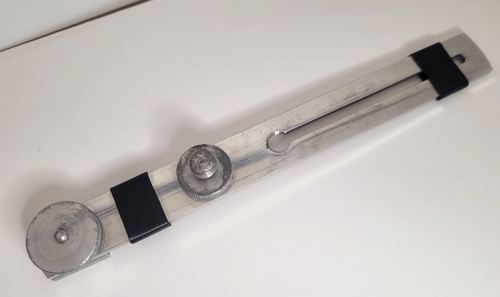 Vintage Adjustable Camera Flash Bracket / Mount Rail – 7.5″ Aluminum – Unbranded